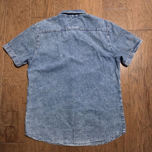Levis Button Up Shirt Mens Large Short Sleeve Blue Denim Jean Cowboy Red Tab - Picture 6 of 9